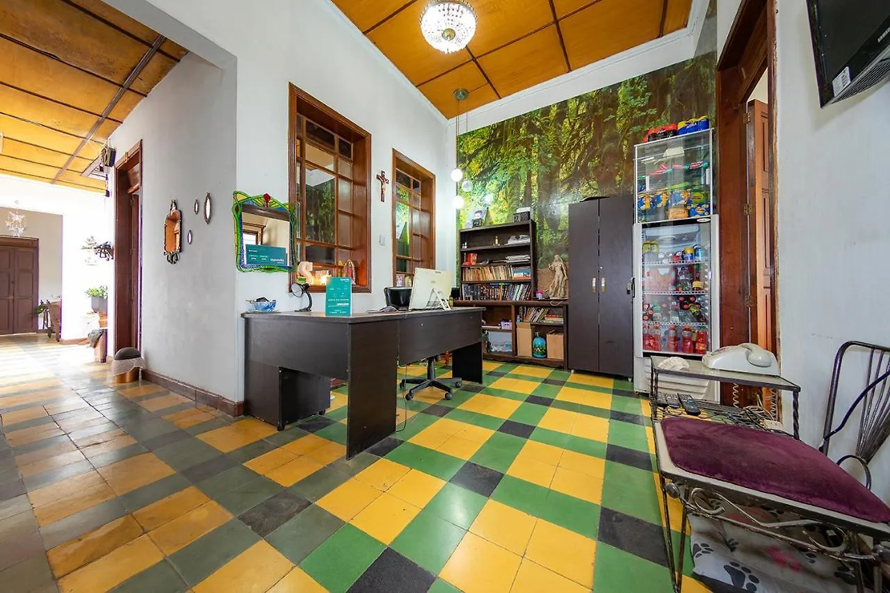 Hotel Ayenda Sarayu House à Medellín 0*,  Colombie