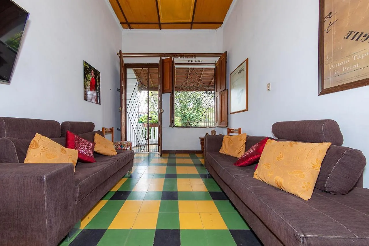Hotel Ayenda Sarayu House à Medellín Colombie